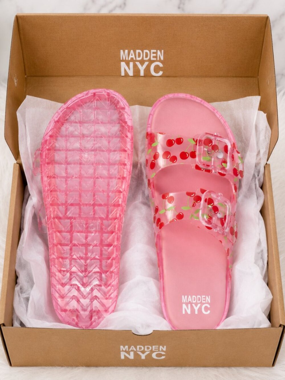 🍒 Madden NYC Cherry Jelly Footbed Sandals 💖
